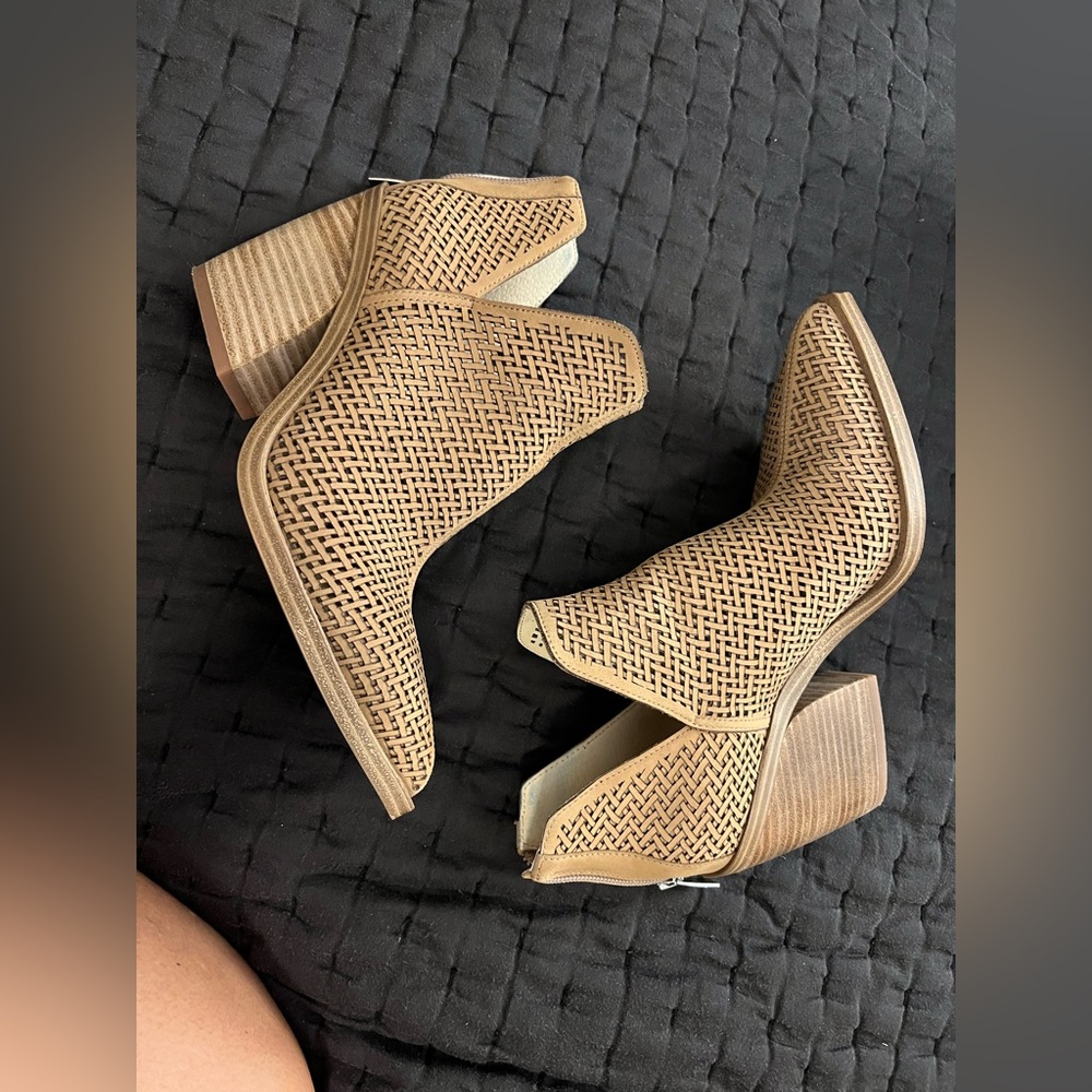 Vince Camuto Tan Woven Ankle Boots - Picture 12 of 12